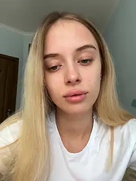 Snapshot of enjoy_my_beauty chatting on July 2026 06:43:02 AM enjoy my beauty online show from July 2026 06:43:02 AM