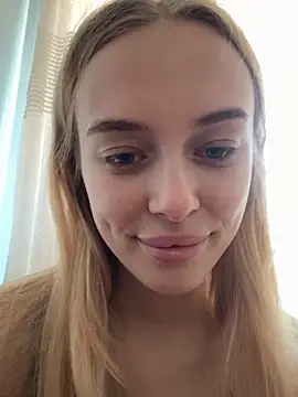 Snapshot of enjoy_my_beauty chatting on June 2026 06:40:02 AM enjoy my beauty online show from June 2026 06:40:02 AM