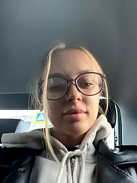 Snapshot of enjoy_my_beauty chatting on October 2025 07:20:02 AM enjoy my beauty online show from October 2025 07:20:02 AM