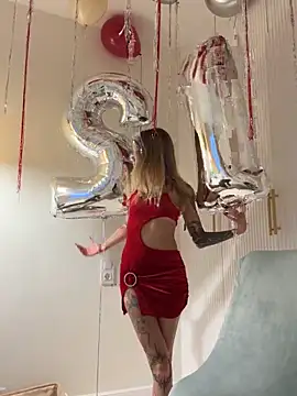 Snapshot of enjoy_my_beauty chatting on October 2025 05:19:02 AM enjoy my beauty online show from October 2025 05:19:02 AM