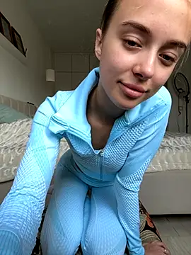 Snapshot of enjoy_my_beauty chatting on September 2025 05:46:01 AM enjoy my beauty online show from September 2025 05:46:01 AM