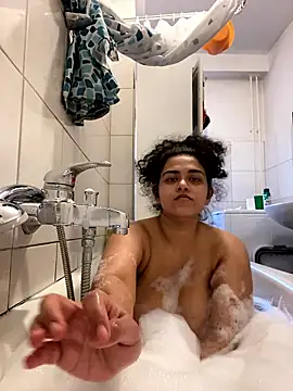 Curvydesifromgermany online show from January 2026 02:53:01 PM