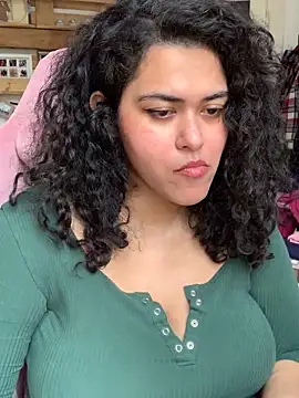 Curvydesifromgermany online show from April 2026 08:43:02 AM