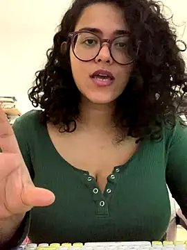 Curvydesifromgermany online show from November 2025 03:27:01 PM