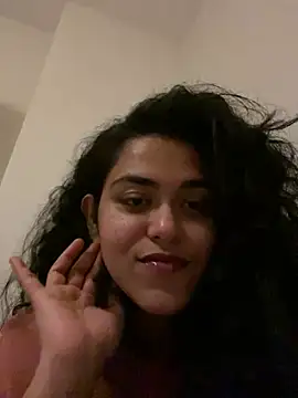 Snapshot of Curvydesifromgermany chatting on December 2024 03:56:01 PM Curvydesifromgermany online show from December 2024 03:56:01 PM