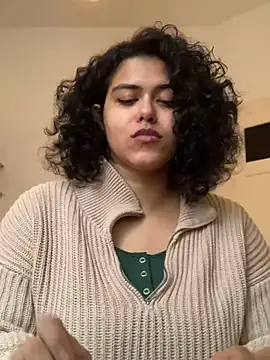 Snapshot of Curvydesifromgermany chatting on January 2025 01:13:01 PM Curvydesifromgermany online show from January 2025 01:13:01 PM