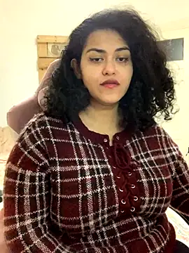 Snapshot of Curvydesifromgermany chatting on November 2025 05:56:02 AM Curvydesifromgermany online show from November 2025 05:56:02 AM