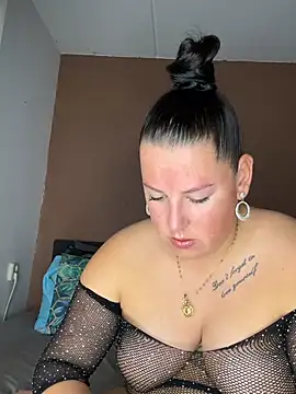 xlinastarrx online show from April 2026 09:46:02 AM