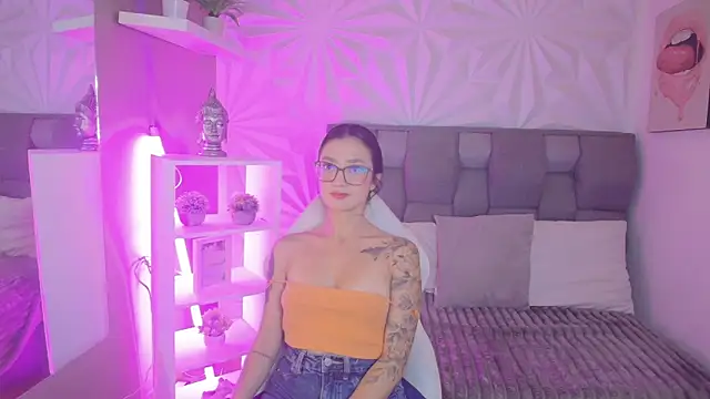 mariiana-diaz online show from March 2026 03:49:01 PM