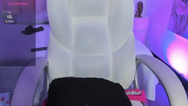 Haanna   online show from February 2025 02:12:02 AM