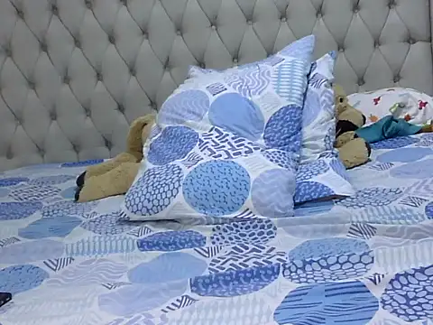 Curvy matilda online show from February 2026 05:03:02 AM