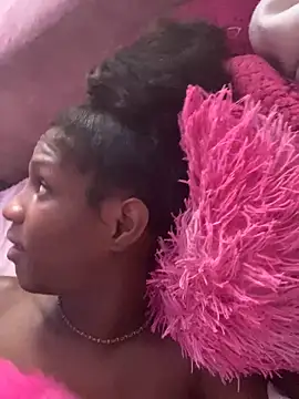 Snapshot of Dulcee_kandy chatting on February 2026 03:14:01 PM Dulcee kandy online show from February 2026 03:14:01 PM