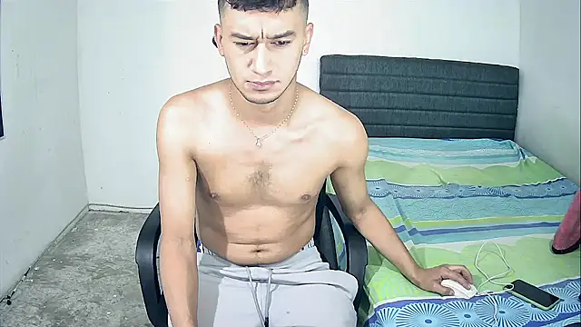 Kevin Torres online show from December 2025 12:09:02 PM