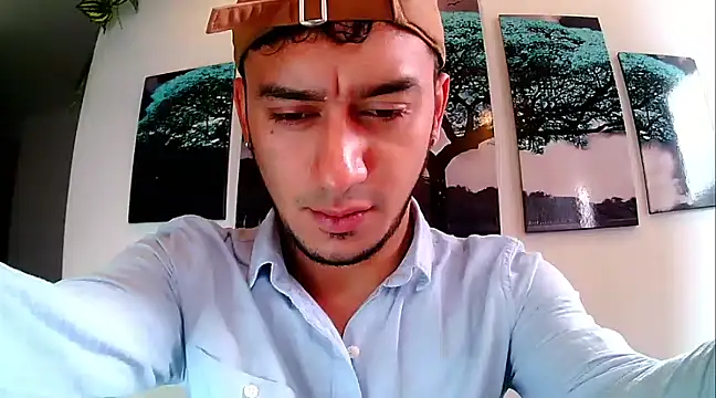 Snapshot of Kevin_Torres chatting on February 2025 01:53:02 PM Kevin Torres online show from February 2025 01:53:02 PM