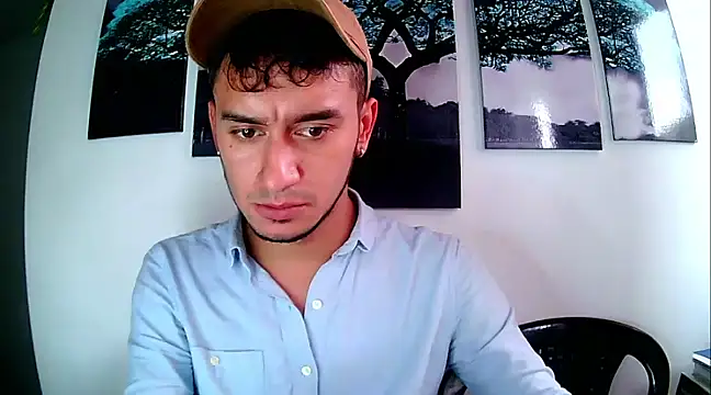 Snapshot of Kevin_Torres chatting on February 2025 08:32:02 PM Kevin Torres online show from February 2025 08:32:02 PM