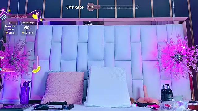 AuraRoss online show from February 2026 07:14:02 PM