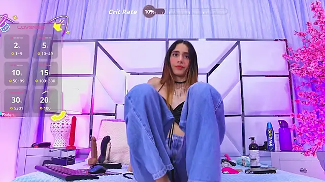 AuraRoss online show from June 2026 07:13:02 PM