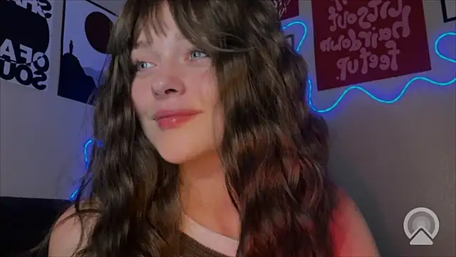 Emilia0 0 7 online show from February 2026 08:44:01 PM