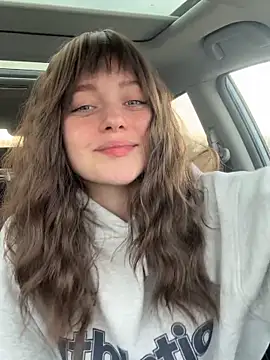 Emilia0 0 7 online show from March 2026 02:32:01 PM