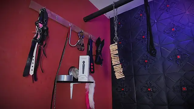 annavi  online show from April 2026 03:19:02 PM