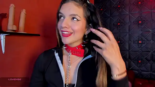 annavi  online show from February 2026 07:22:01 PM