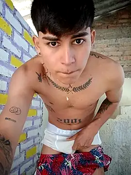 Lukas strong online show from October 2025 01:24:02 PM