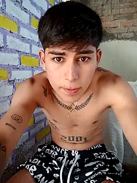 Lukas strong online show from October 2025 07:14:01 PM
