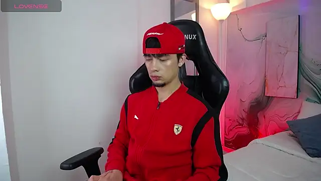 Steev Novoa online show from April 2026 04:06:01 AM