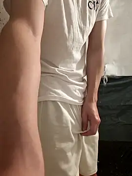 Mrtzz  online show from October 2025 10:44:01 PM