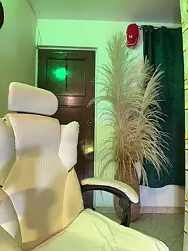 lenny boobs online show from April 2026 11:05:02 AM