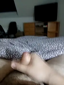 BennoSingle online show from March 2025 07:47:02 PM