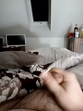 BennoSingle online show from January 2025 07:35:02 PM