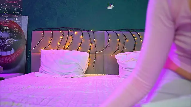 Selenatrend online show from March 2026 12:10:02 PM