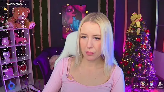 Snapshot of Selenatrend chatting on January 2026 06:20:01 AM Selenatrend online show from January 2026 06:20:01 AM