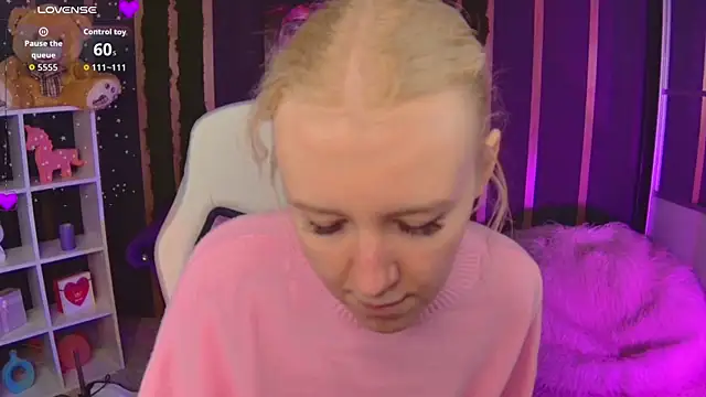 Selenatrend online show from April 2026 12:06:02 PM