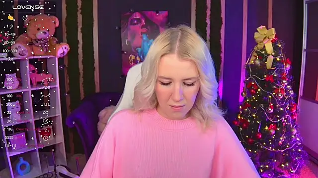 Snapshot of Selenatrend chatting on January 2026 12:09:01 PM Selenatrend online show from January 2026 12:09:01 PM