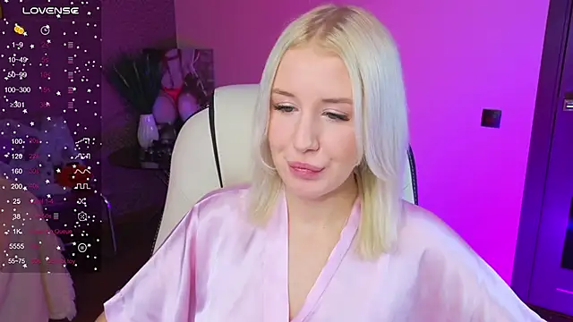 Selenatrend online show from November 2025 12:53:01 PM