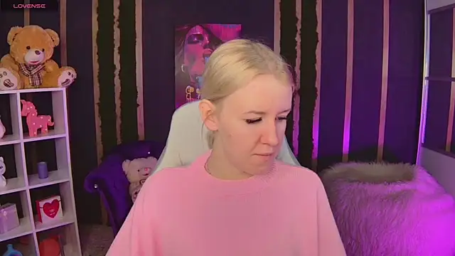 Selenatrend online show from April 2026 12:12:01 PM