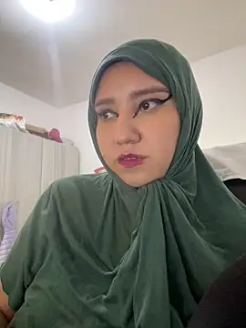 Snapshot of hannahayat chatting on November 2025 03:12:01 PM hannahayat online show from November 2025 03:12:01 PM