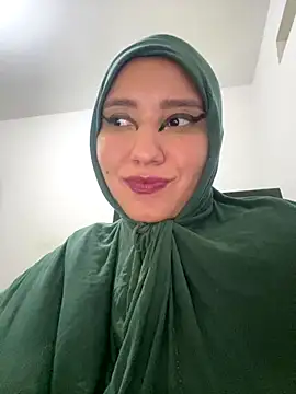 Snapshot of hannahayat chatting on October 2025 10:21:01 PM hannahayat online show from October 2025 10:21:01 PM