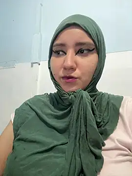 Snapshot of hannahayat chatting on July 2026 12:20:02 PM hannahayat online show from July 2026 12:20:02 PM