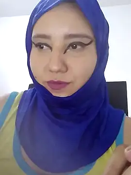 hannahayat online show from May 2026 10:28:01 PM