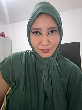 Snapshot of hannahayat chatting on November 2025 01:48:02 AM hannahayat online show from November 2025 01:48:02 AM