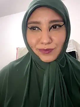 Snapshot of hannahayat chatting on November 2025 02:34:01 AM hannahayat online show from November 2025 02:34:01 AM