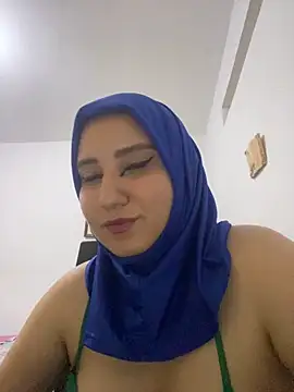 Snapshot of hannahayat chatting on March 2025 10:59:01 PM hannahayat online show from March 2025 10:59:01 PM