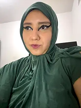 Snapshot of hannahayat chatting on October 2025 11:01:02 PM hannahayat online show from October 2025 11:01:02 PM