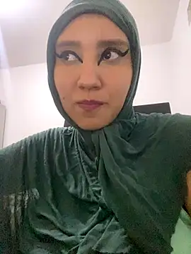 Snapshot of hannahayat chatting on November 2025 12:37:02 AM hannahayat online show from November 2025 12:37:02 AM