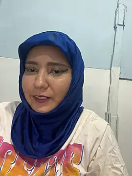 Snapshot of hannahayat chatting on July 2026 02:39:02 PM hannahayat online show from July 2026 02:39:02 PM