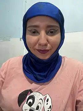 Snapshot of hannahayat chatting on July 2026 03:29:02 PM hannahayat online show from July 2026 03:29:02 PM