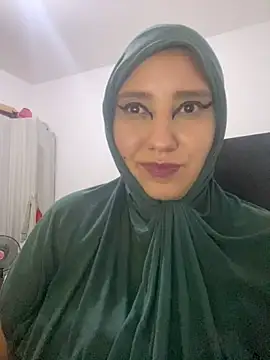 Snapshot of hannahayat chatting on November 2025 12:58:02 AM hannahayat online show from November 2025 12:58:02 AM